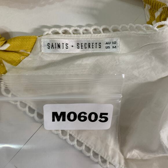 Saints + Secrets M Mustard Yellow Floral Crop Top Puff Sleeves Travel Tropical - Picture 4 of 8